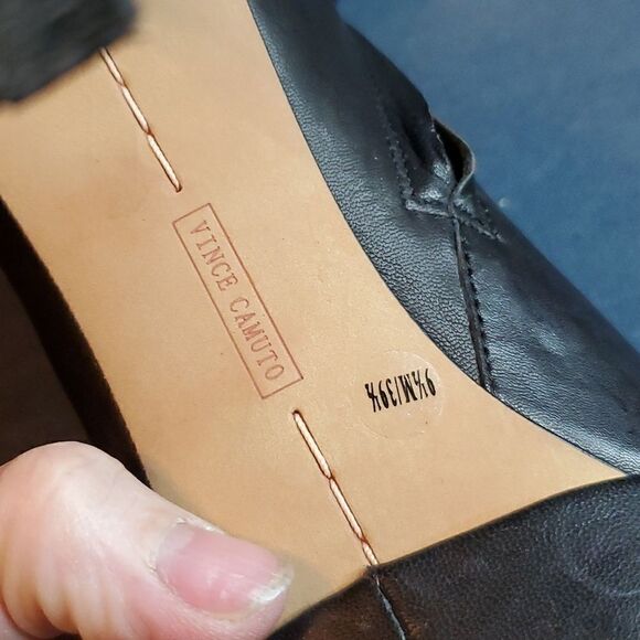 Vince Camuto 9.5 DIRA Black Leather Platform Stiletto Ankle Bootie Gold Trim - Picture 8 of 12